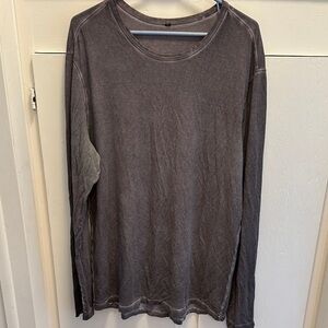 Men’s lululemon athletica Charcoal Long Sleeve Tee